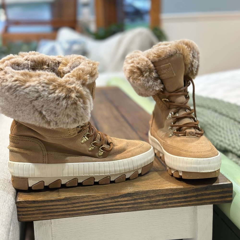 Sperry Fur Winter Boots